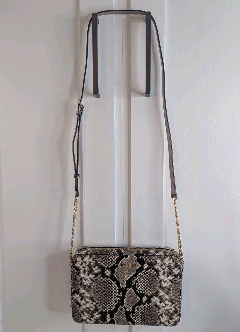 Michael Kors Jet Set Leather Crossbody Bag - Natural, Brand New